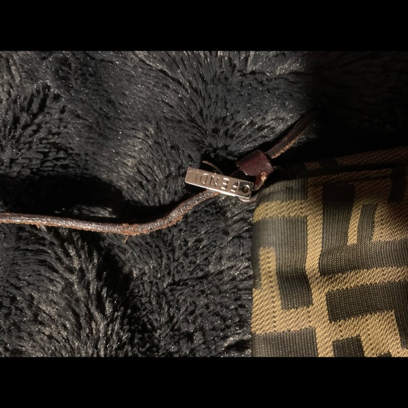 VINTAGE FENDI POCHETTE - Picture 2 of 8